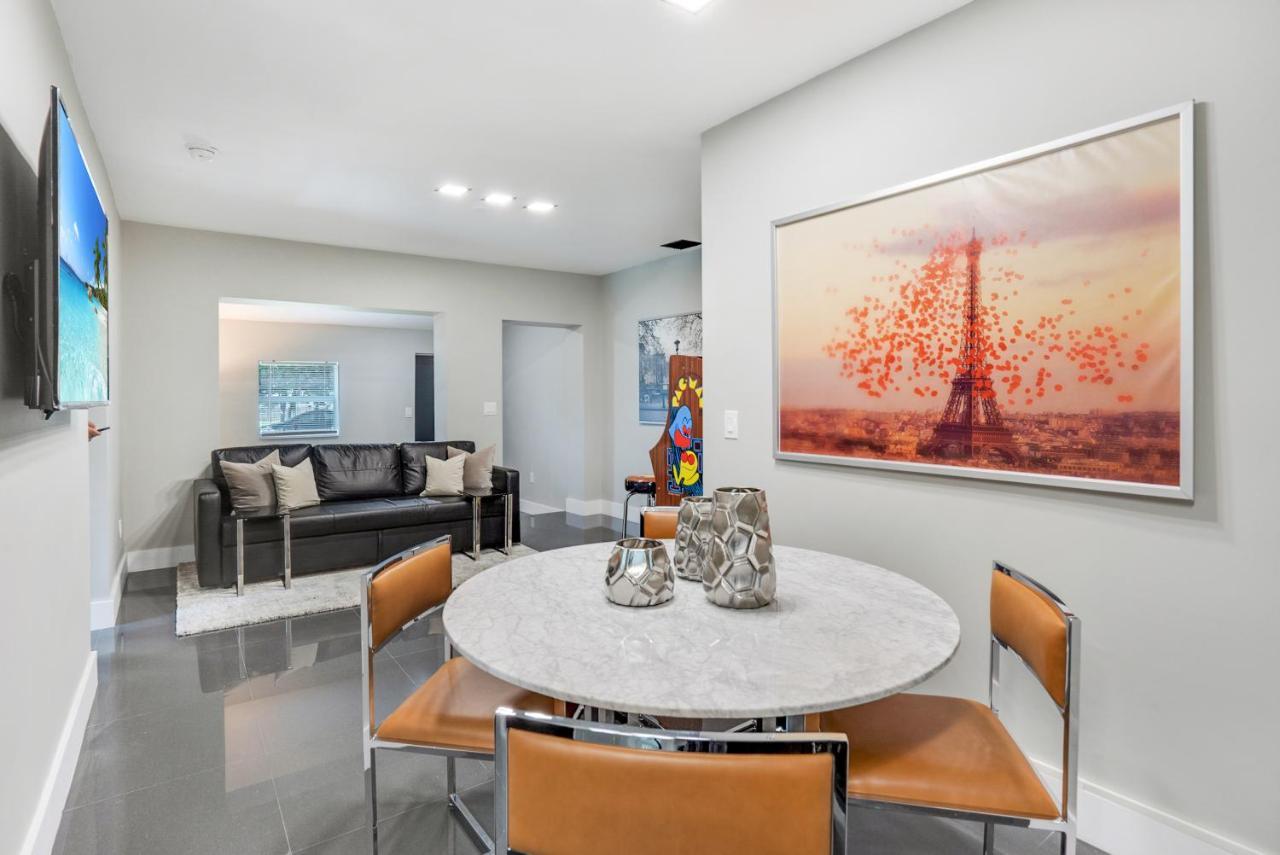 Casa vacanze Luxury Chill Close To: South Beach/airport/wynwood/design District/4 Free Gated Parking
